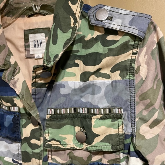 GAP Camouflage Jacket - Picture 4 of 6